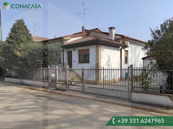 casa indipendente in vendita a Zevio