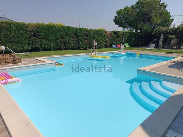 appartamento in vendita a Zevio in zona Campagnola
