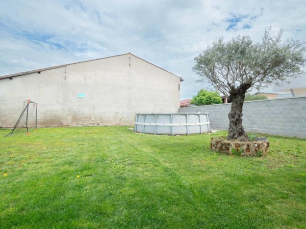 casa indipendente in vendita a Zevio in zona Santa Maria