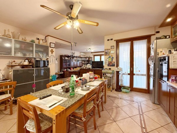 casa indipendente in vendita a Zevio