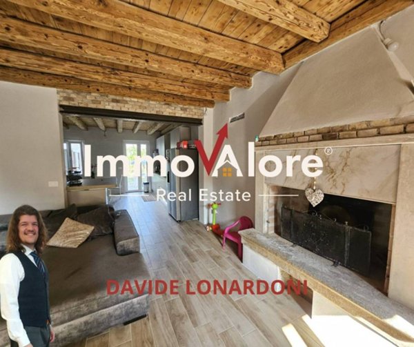 casa indipendente in vendita a Zevio in zona Campagnola