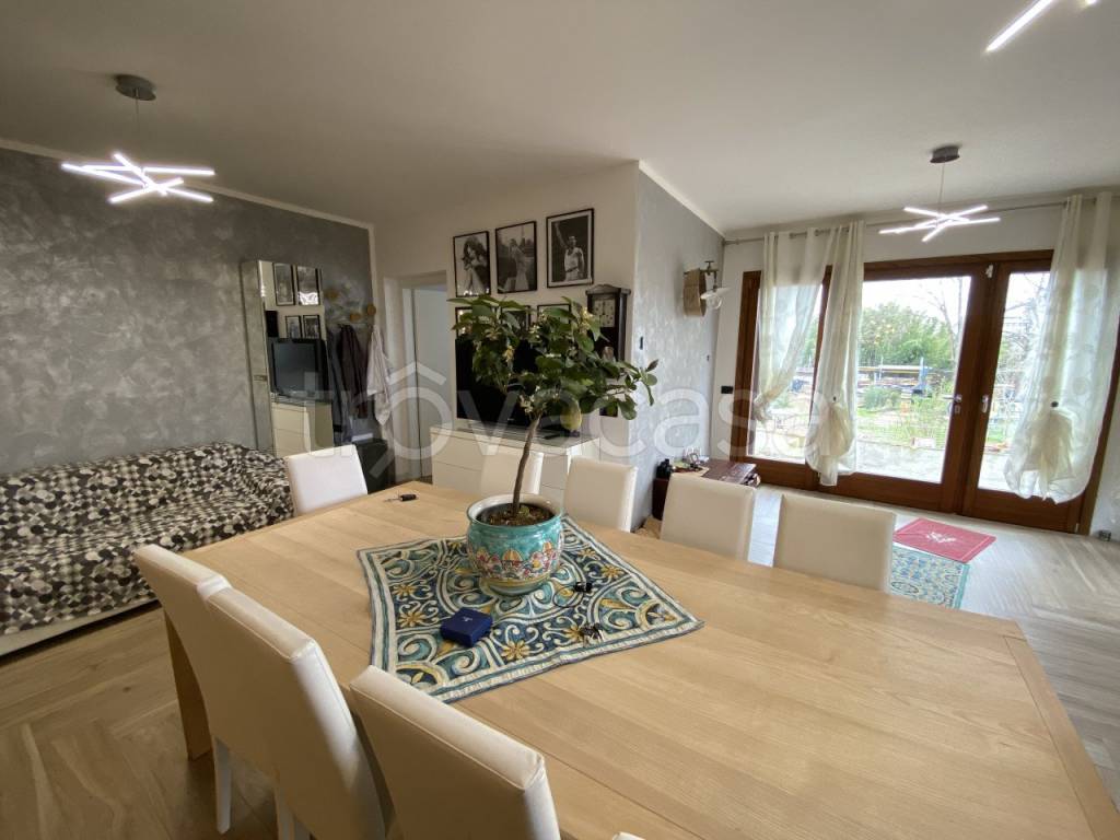 appartamento in vendita a Zevio in zona Campagnola