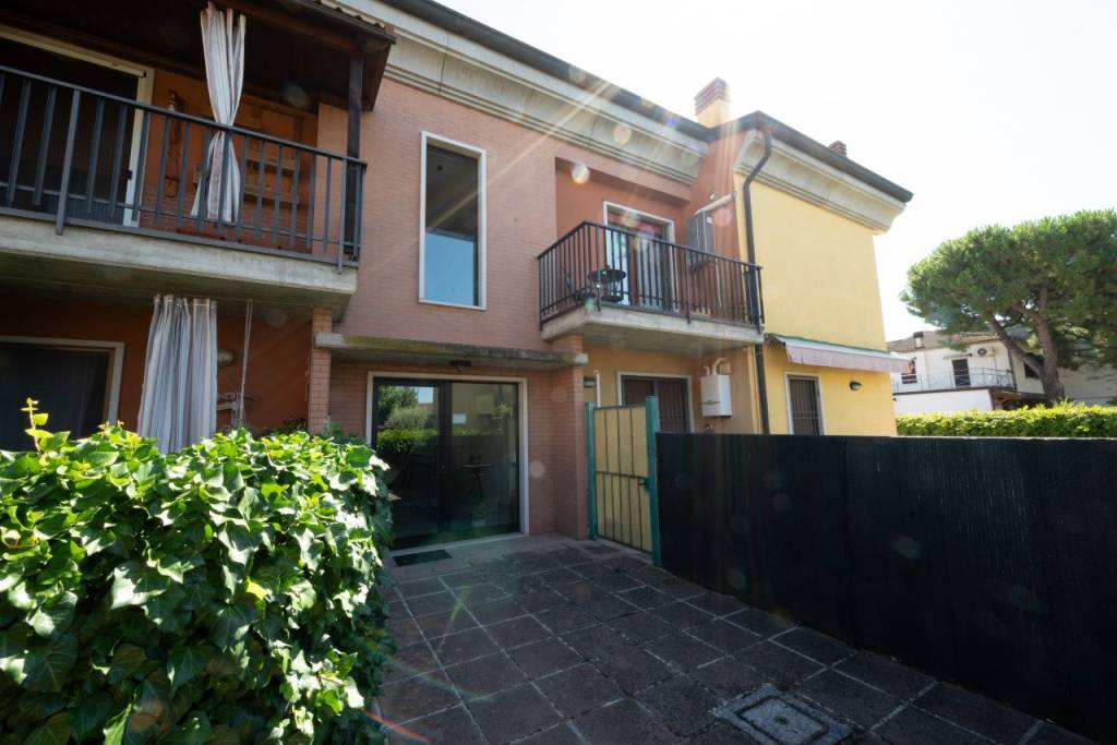 appartamento in vendita a Zevio in zona Campagnola