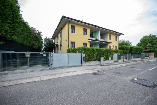 casa indipendente in vendita a Zevio in zona Campagnola