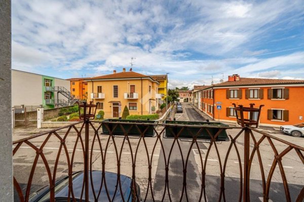 casa indipendente in vendita a Zevio