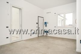 appartamento in vendita a Zevio in zona Perzacco