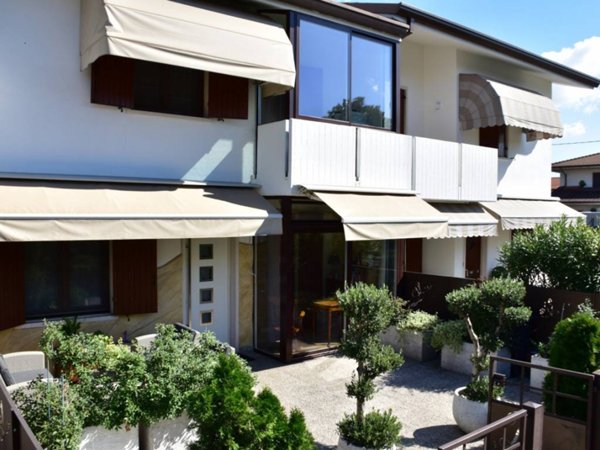 casa indipendente in vendita a Zevio in zona Campagnola