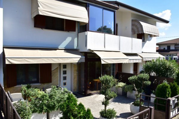 casa indipendente in vendita a Zevio in zona Campagnola