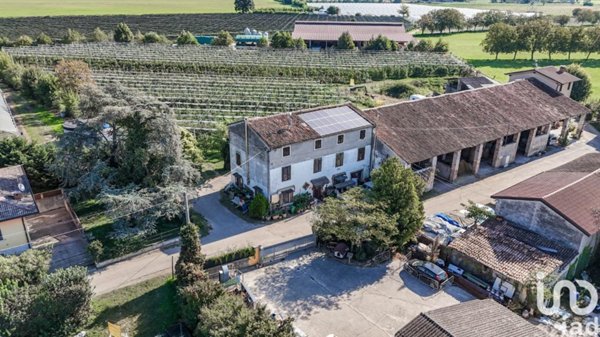 casa indipendente in vendita a Zevio