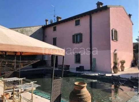 casa indipendente in vendita a Zevio in zona Santa Maria