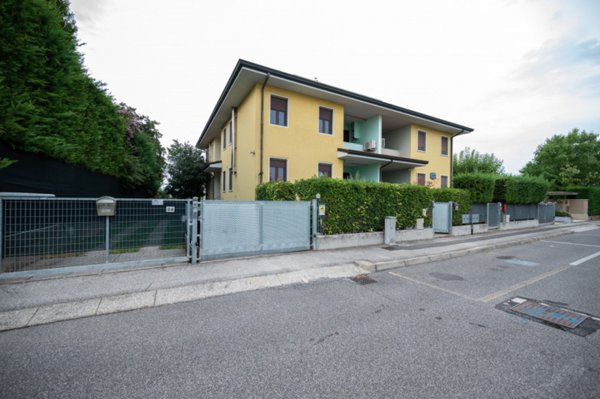 casa indipendente in vendita a Zevio in zona Campagnola