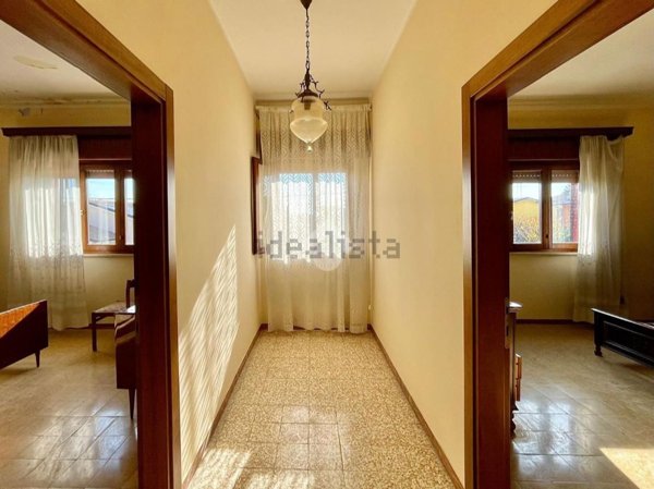 casa indipendente in vendita a Zevio in zona Perzacco