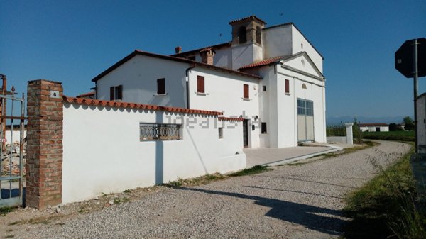 capannone in vendita a Zevio