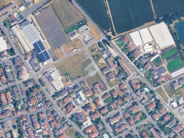 terreno edificabile in vendita a Zevio in zona Campagnola