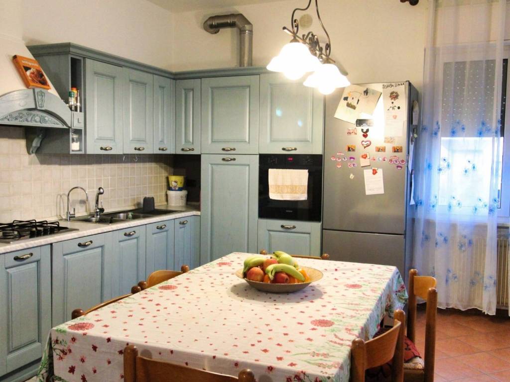 appartamento in vendita a Zevio in zona Santa Maria