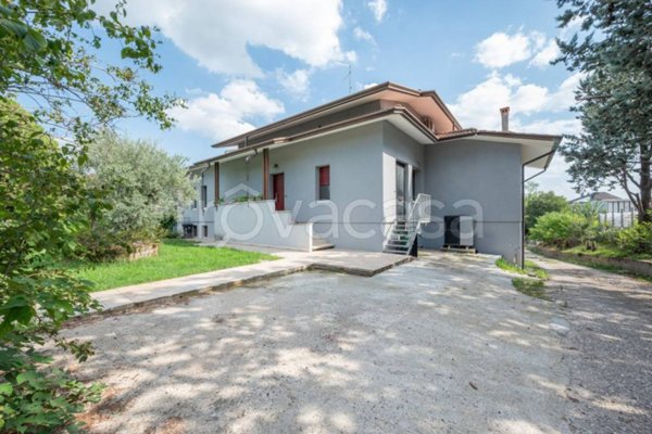 casa indipendente in vendita a Zevio in zona Campagnola