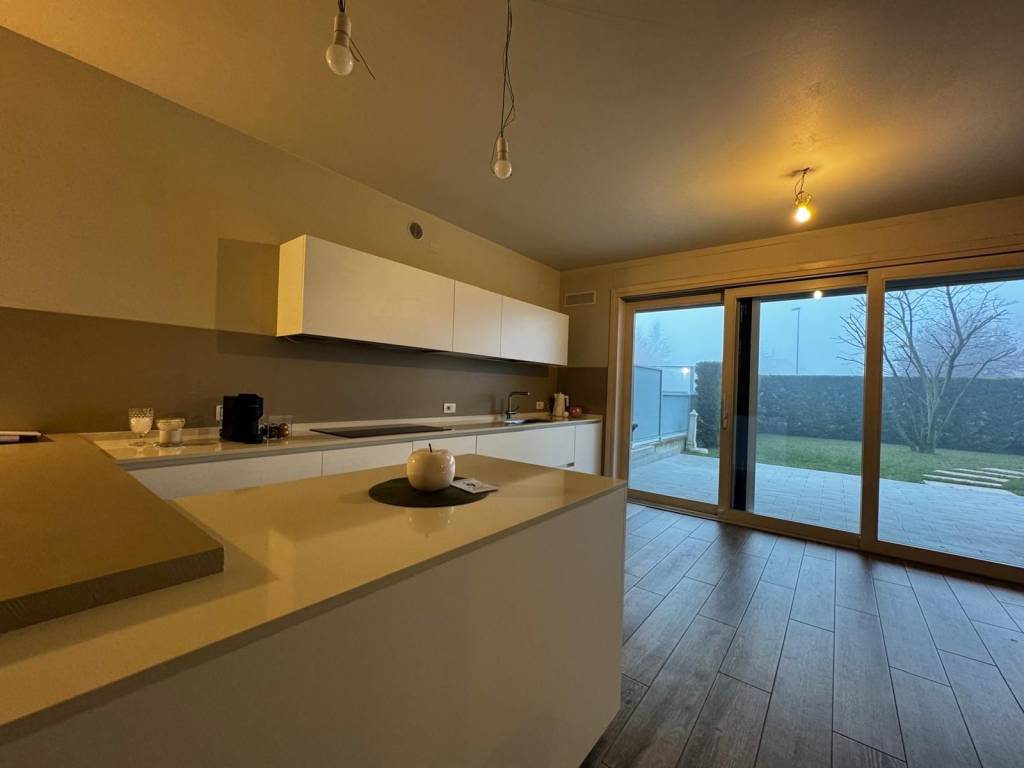 appartamento in vendita a Zevio in zona Santa Maria