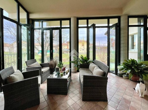 casa indipendente in vendita a Zevio in zona Perzacco