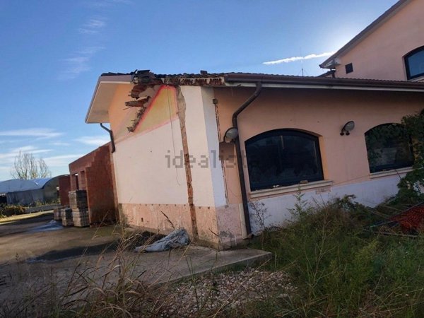 casa indipendente in vendita a Zevio