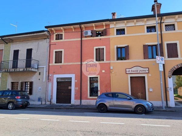 appartamento in vendita a Zevio in zona Santa Maria