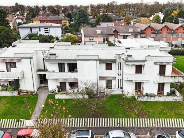 appartamento in vendita a Zevio in zona Santa Maria