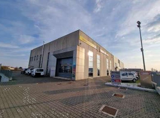 negozio in vendita a Zevio