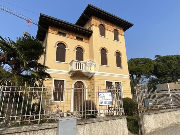 casa indipendente in vendita a Zevio