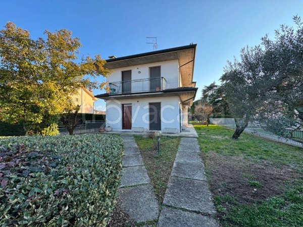 casa indipendente in vendita a Zevio in zona Santa Maria