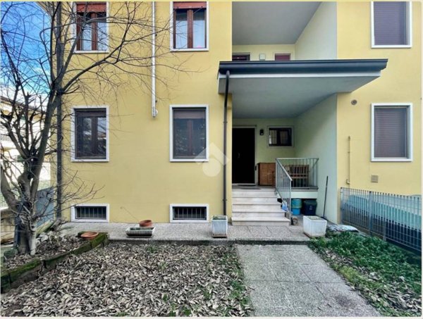 casa indipendente in vendita a Zevio in zona Campagnola