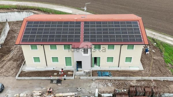 appartamento in vendita a Zevio in zona Santa Maria