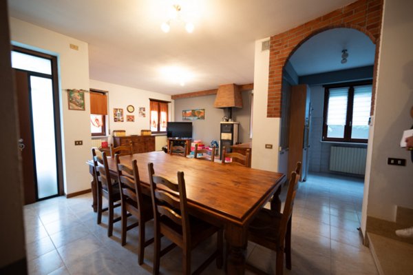 casa indipendente in vendita a Zevio in zona Campagnola