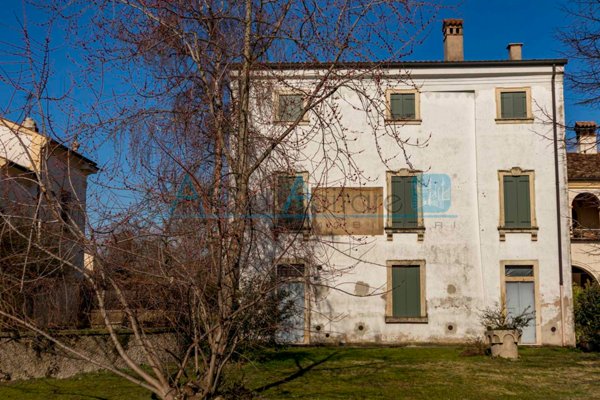 casa indipendente in vendita a Zevio