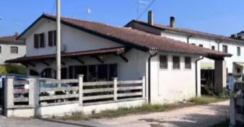 negozio in vendita a Zevio