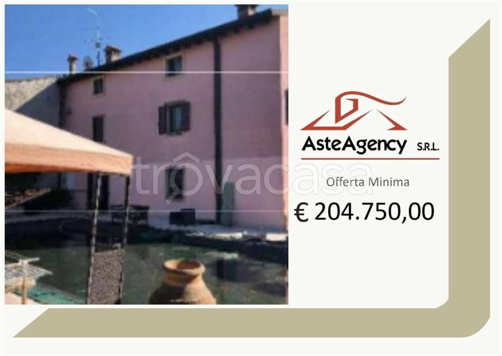 casa indipendente in vendita a Zevio in zona Santa Maria