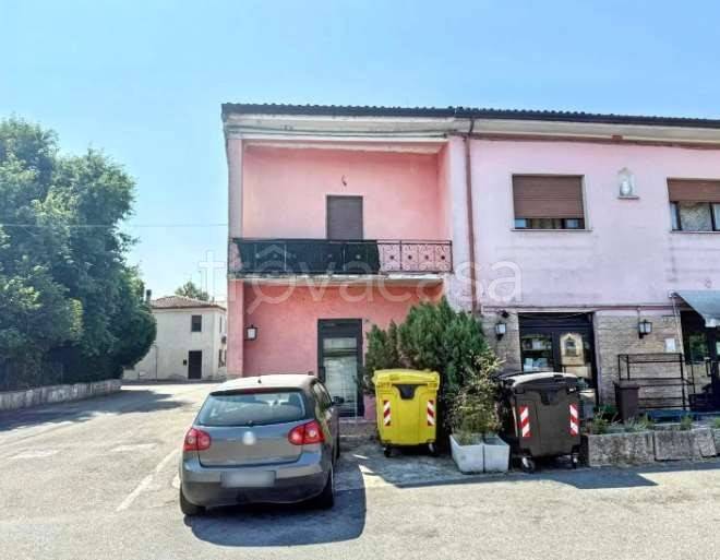 appartamento in vendita a Zevio in zona Volon