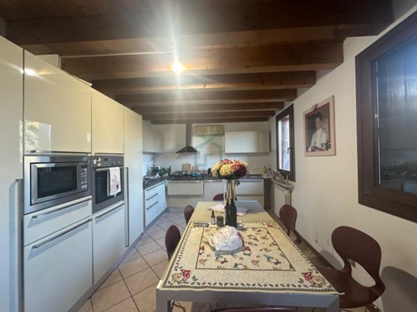 appartamento in vendita a Zevio in zona Santa Maria