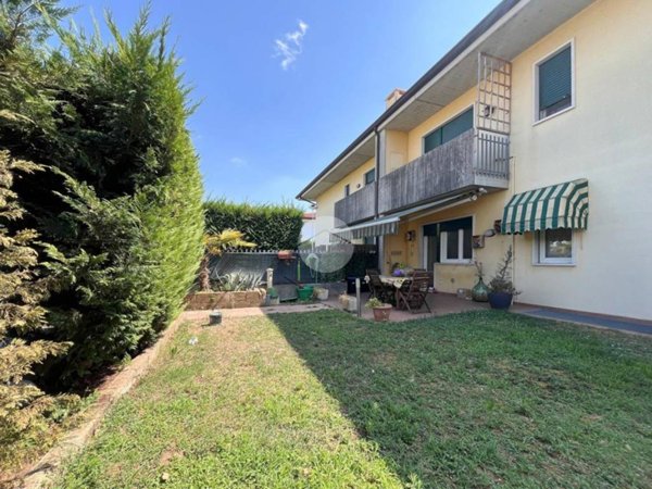 appartamento in vendita a Zevio in zona Campagnola