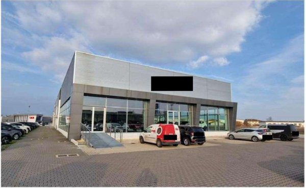 negozio in vendita a Zevio in zona Santa Maria