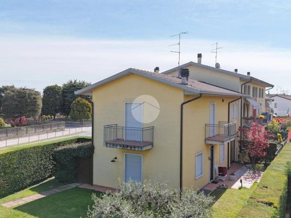 casa indipendente in vendita a Zevio in zona Campagnola