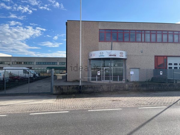 capannone in vendita a Zevio