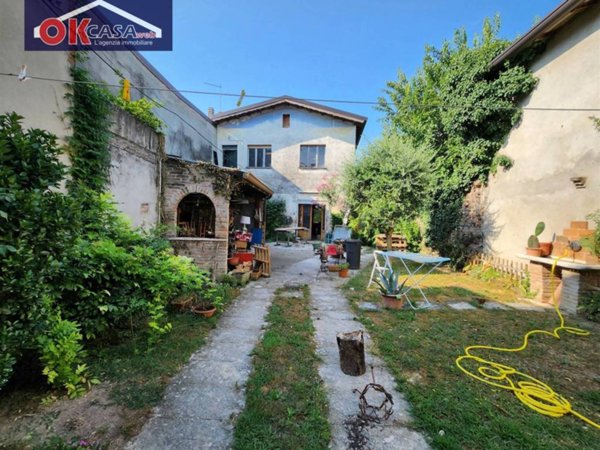 casa indipendente in vendita a Zevio in zona Santa Maria