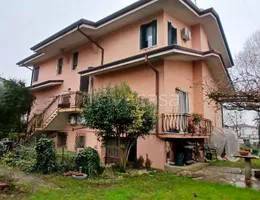 appartamento in vendita a Zevio in zona Santa Maria