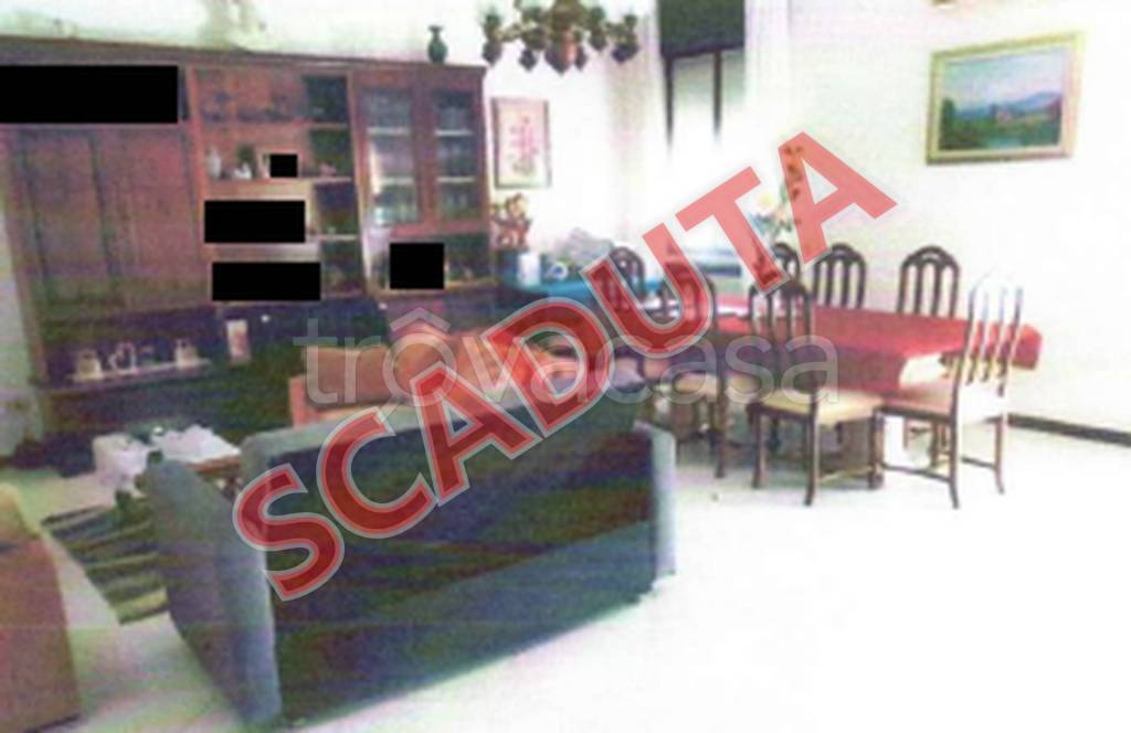 appartamento in vendita a Zevio in zona Volon