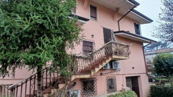 appartamento in vendita a Zevio in zona Santa Maria