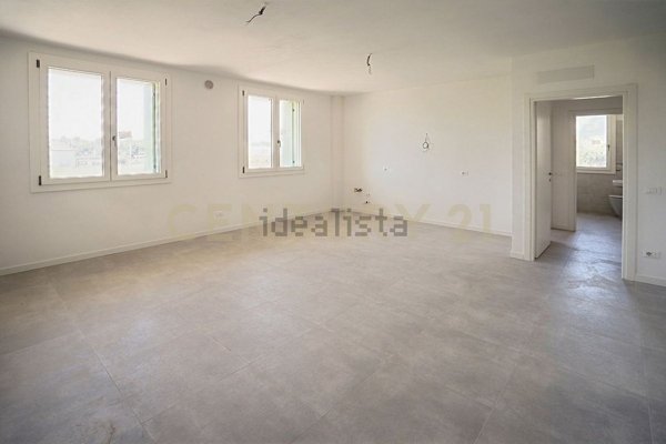 appartamento in vendita a Zevio in zona Volon