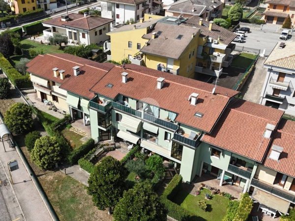appartamento in vendita a Zevio in zona Santa Maria