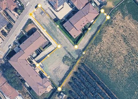 terreno in vendita a Zevio in zona Campagnola