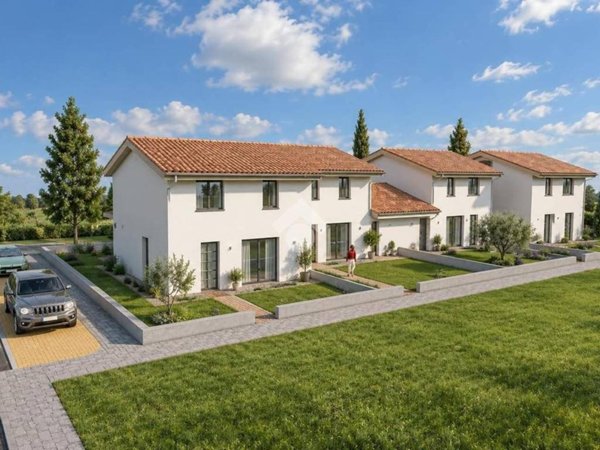 casa indipendente in vendita a Zevio in zona Santa Maria