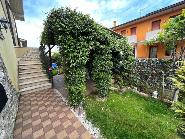 appartamento in vendita a Zimella in zona Bonaldo