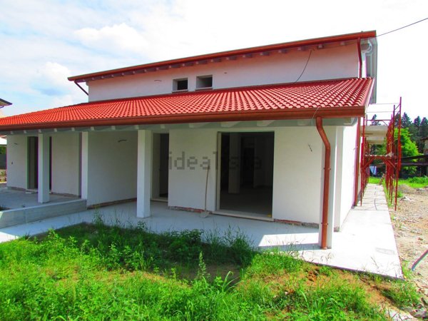 casa indipendente in vendita a Zimella